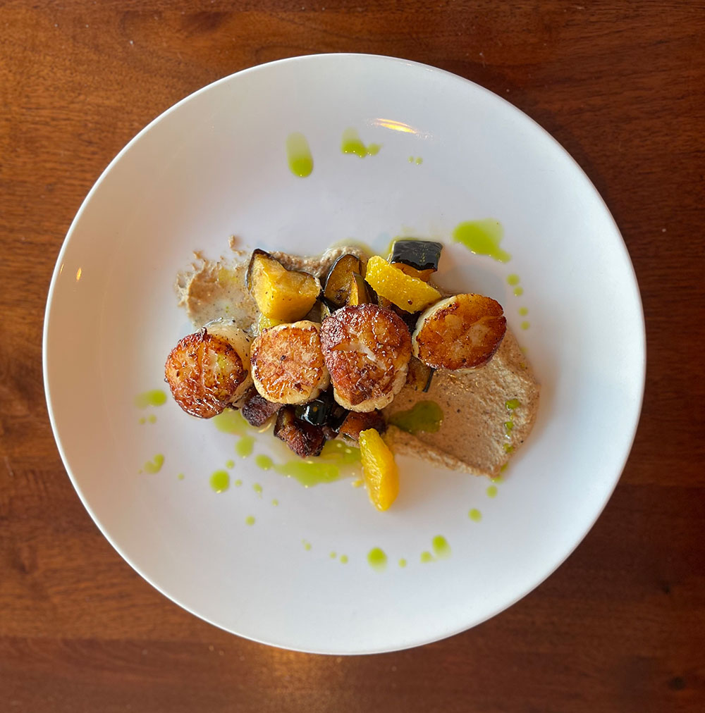 SEARED SCALLOPS Roasted Winter Squash, Cauliflower Puree, Mint Chimichurri, Orange, Garlic Chips